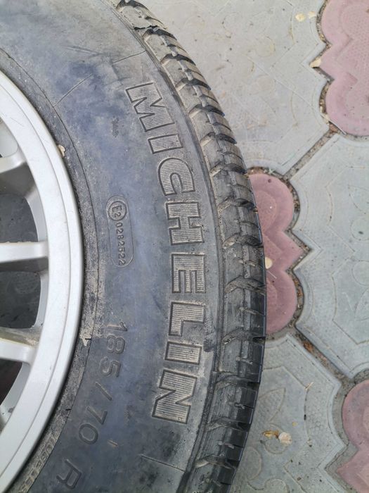 Продам колесо. Диск с покрышкой