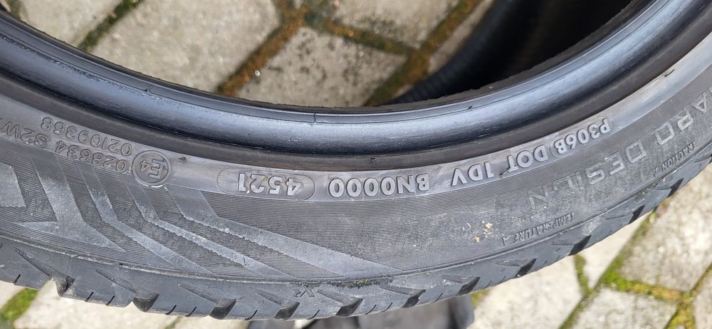 Anvelope 2753519 si 2454019 in stare buna