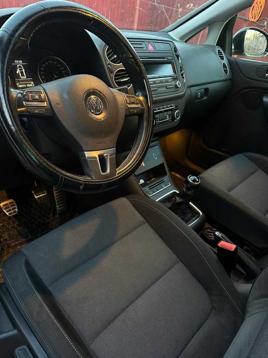VOLKSWAGEN Golf Plus 2012 — imagine 5