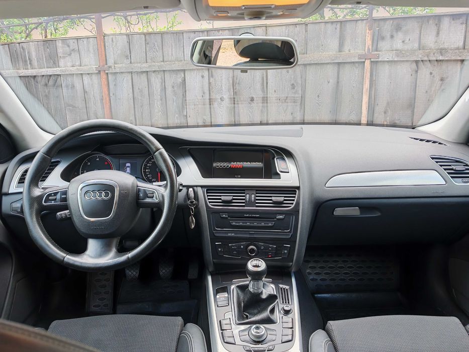 Vând Audi A4 2.0 TDI din 2009