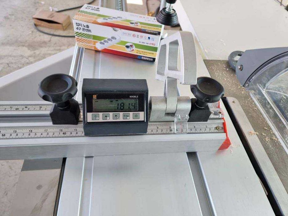 Форматно разкройващ циркуляр TB 3200 E