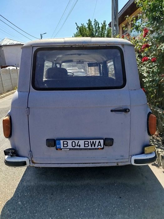Barkas B1000 utilitara