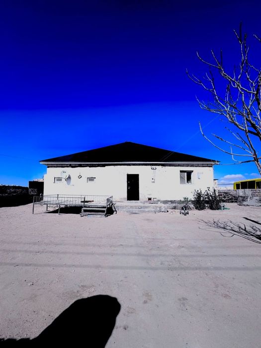 Үлкен арзан үй сатылады. Келісім бар