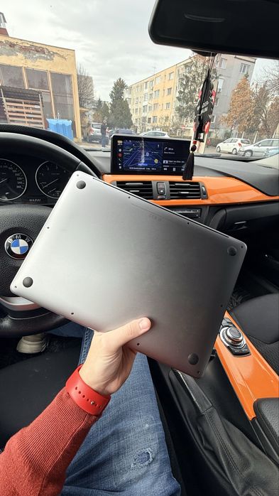 Vând laptop Macbook Air M1, 13”