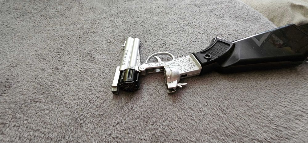 pistol cu capse  jucarie