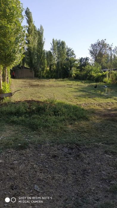 Участок сотилади