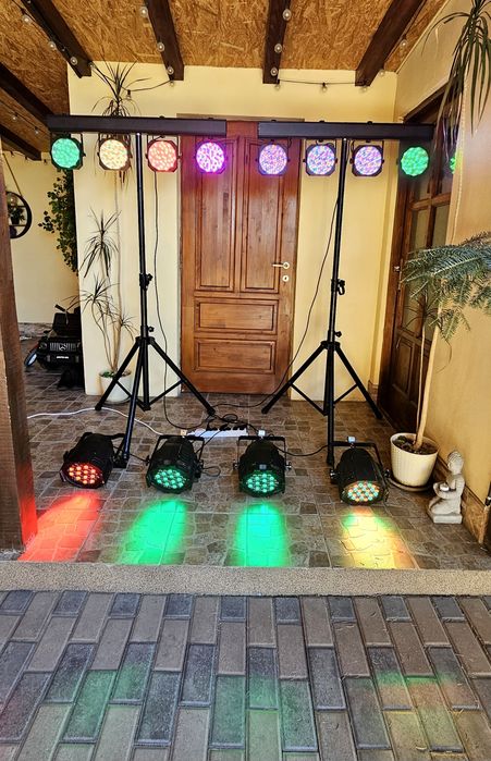 Set lumini Cameo Multi PAR 1 Led Lighting Set