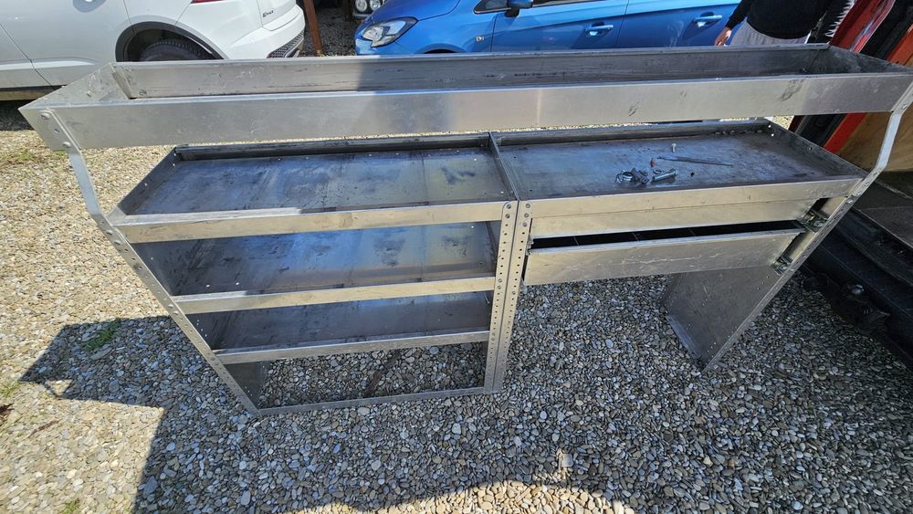 Vand rafturi metalice pentru dube si autoutilitare