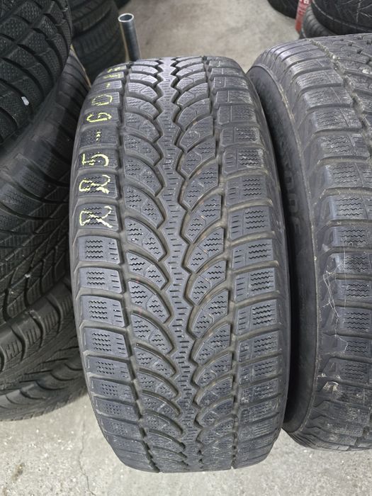 4 Броя 225/60/17 Bridgestone 2x6,5mm 2x6mm
