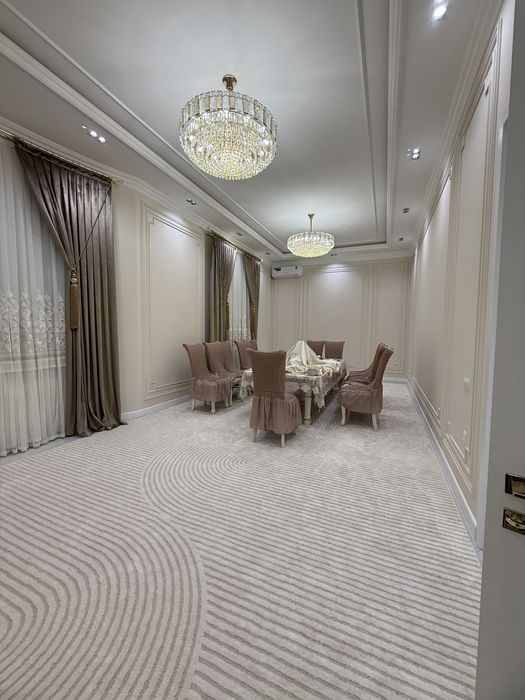 Иззада котта ховли сотилади