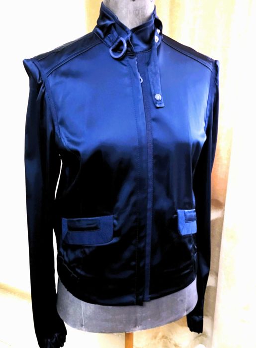 Уникален костюм сатен, S