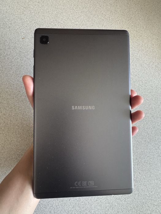 Планшет samsung galaxy tab А7 в хорошем состоянии