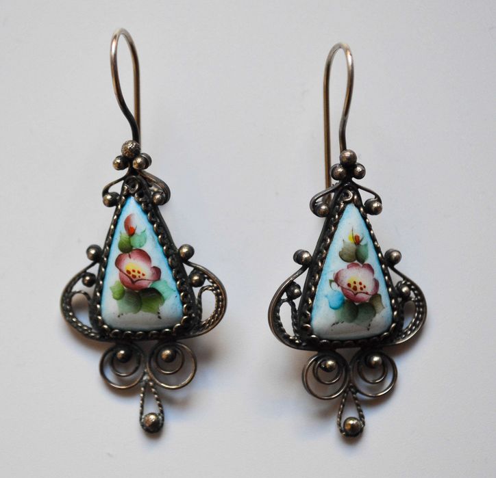 Стари Съветски порцеланови обеци от мелхиор