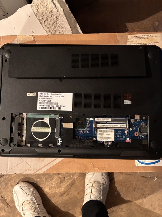 Ноутбук на запчасти