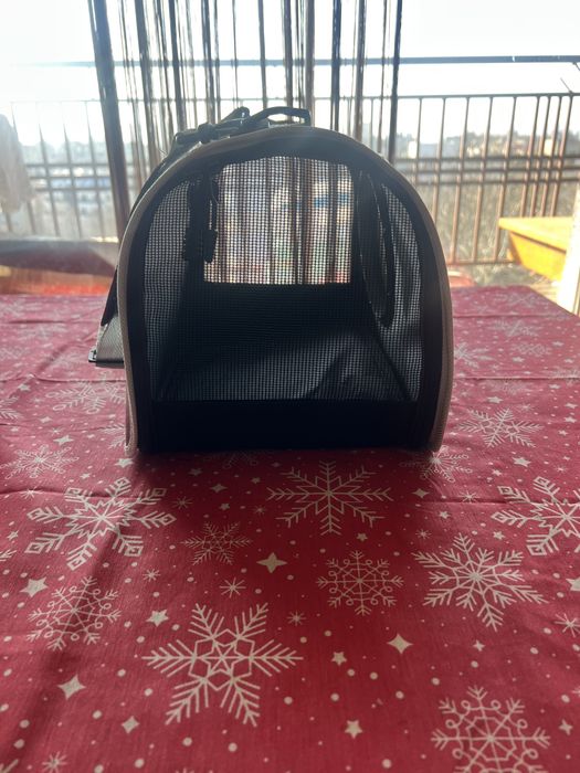 Продавам нова мека преносима чанта за котка или малко куче