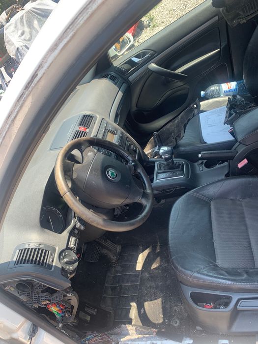 Skoda Octavia 2.0tdi 2009г DSG