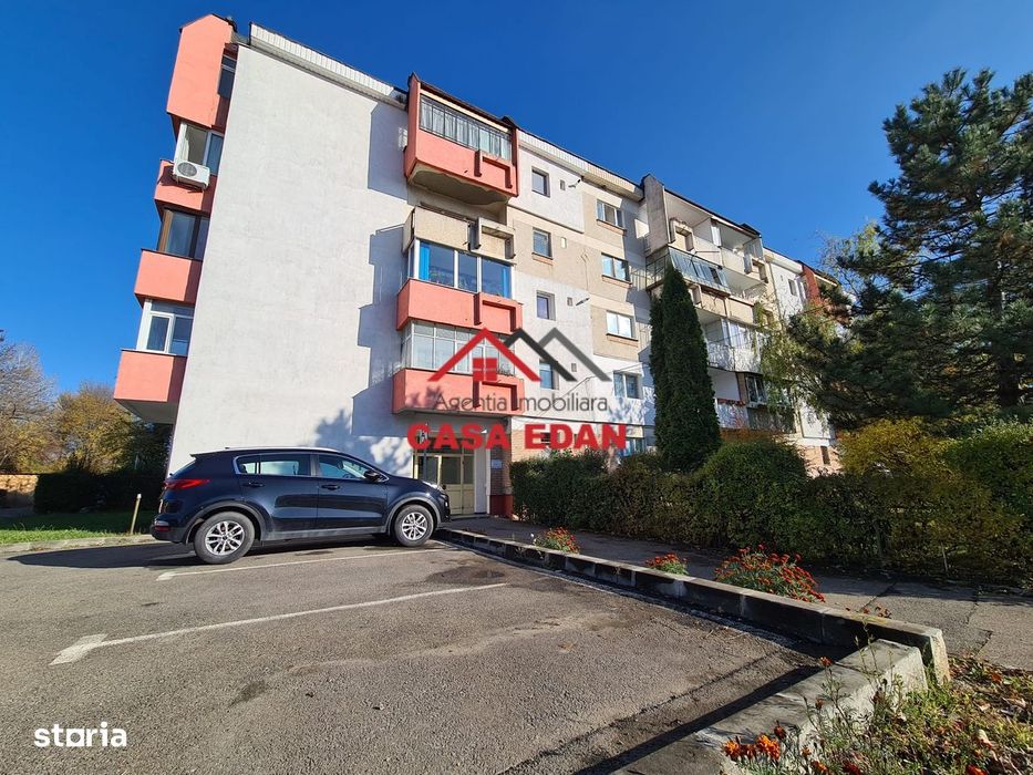 Ap 3 cam in Campina--1650 lei/ luna