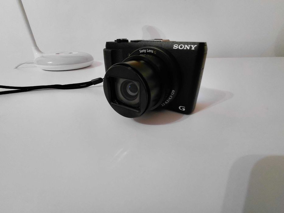 Aparat foto Sony DSC-HX60