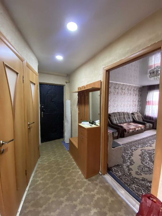 Продаётся 3-комнатная Центр