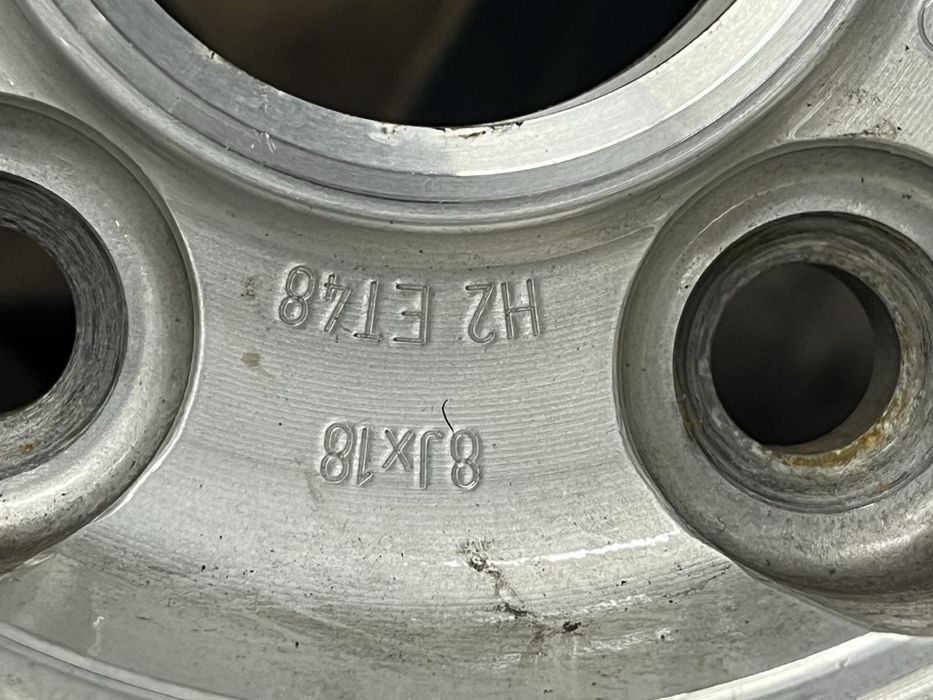 Джанта с гума 18” 4F0601025AA