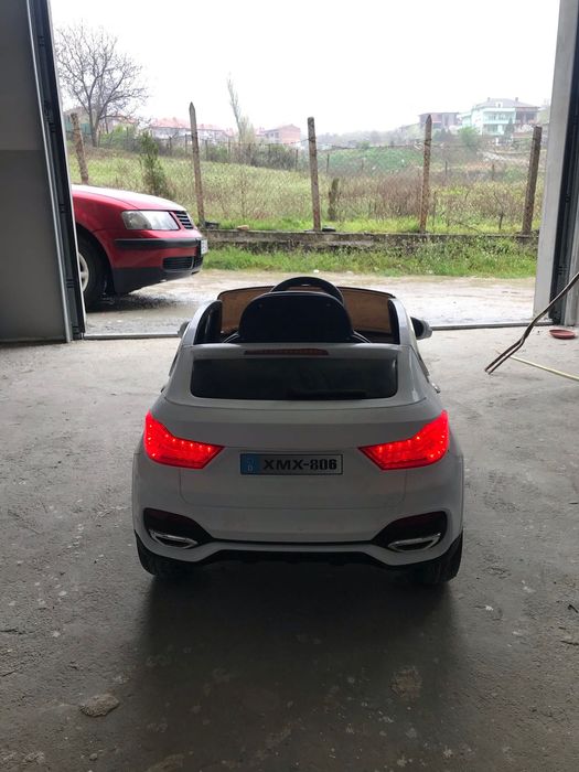 Кола с дистанционо