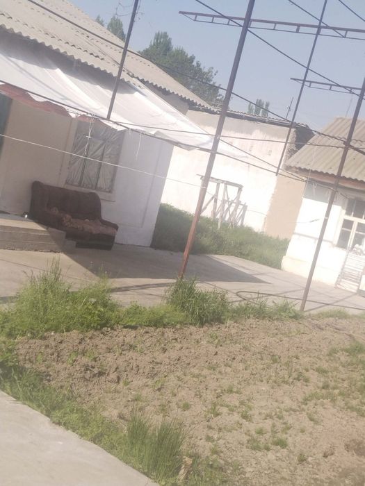 Уй сотилади 5 хонали кадастр бор