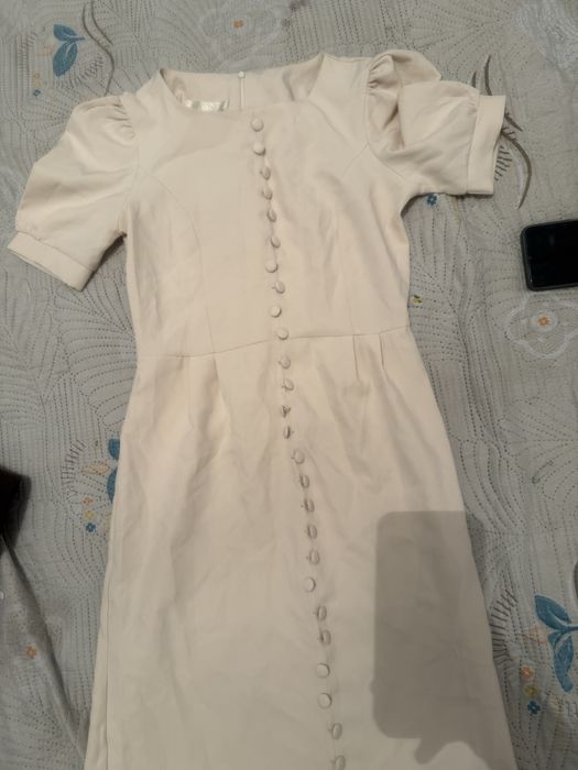 Продам женское платье
