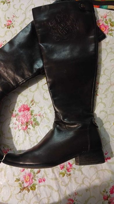 Продам сапоги женские