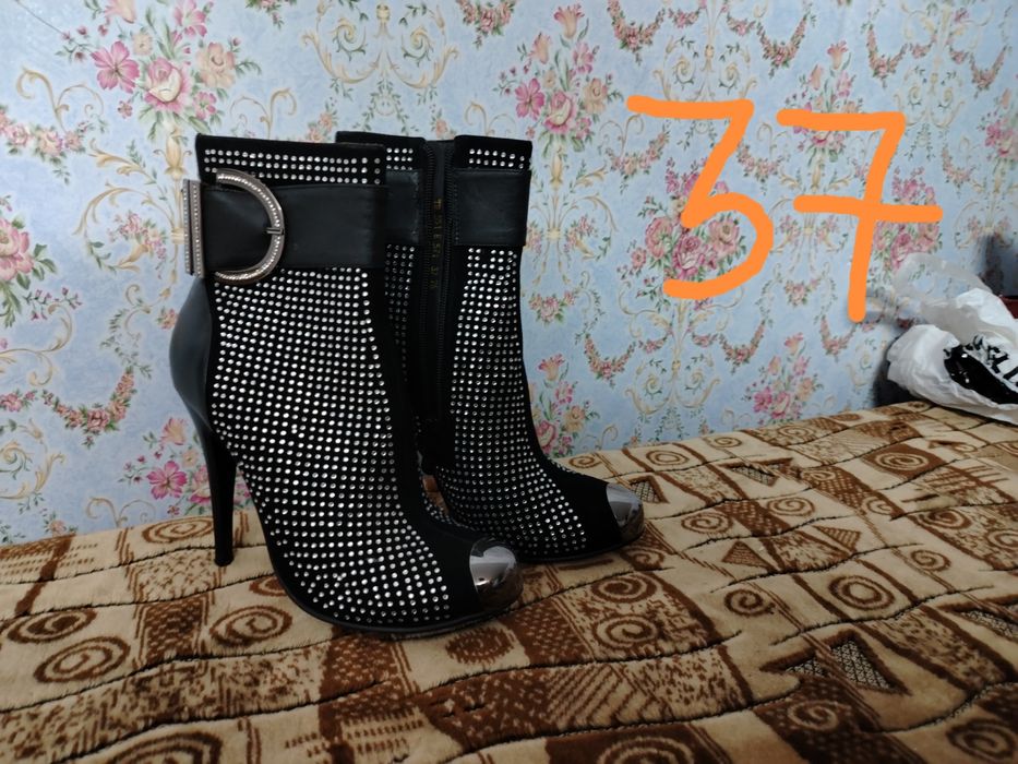 Обувь женская новая