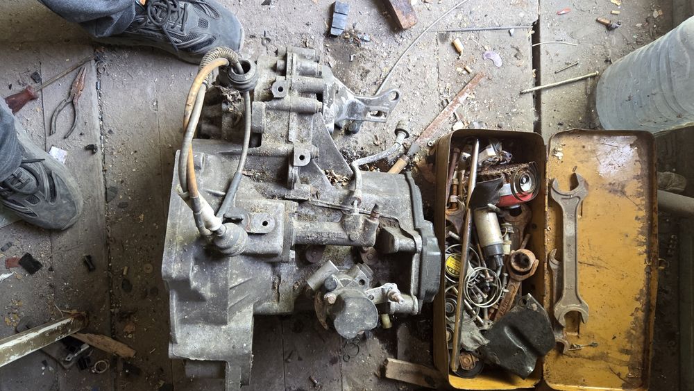 Коробка от Volkswagen B3