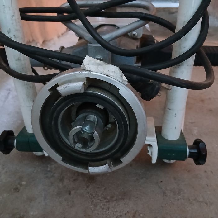 Машина за бъркане на разтвор