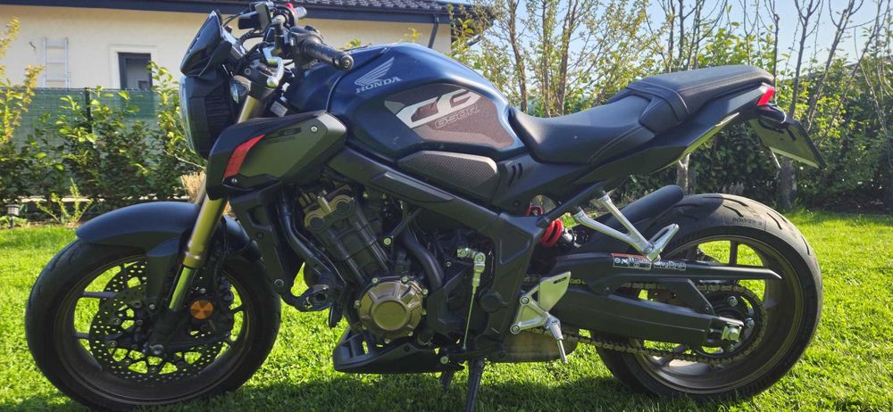 Vand Honda CB650R, stare foarte bună