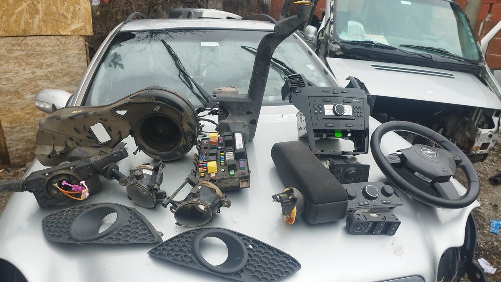 Авточасти за Опел Зафира б opel Zafira b