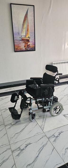 Кресло-коляска инвалидное с электроприводом