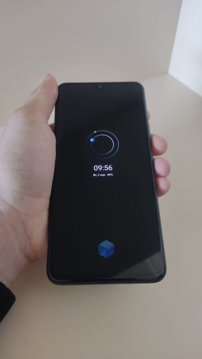 Vivo v21 в отличном состоянии