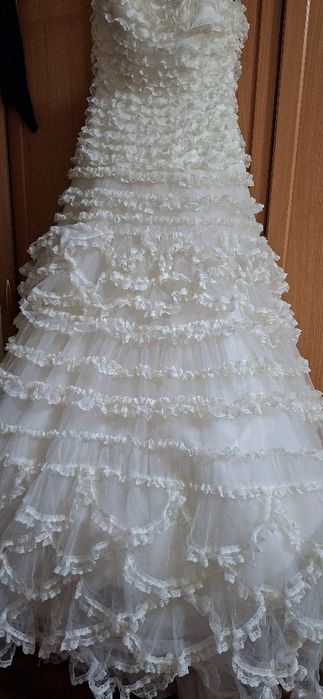 Платье пышное 44 размер