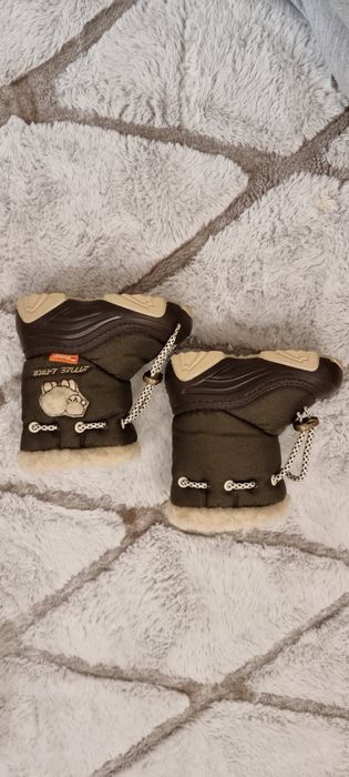 Ботуши чисто нови