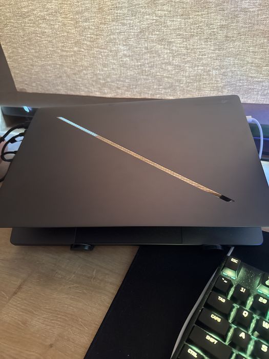 ASUS ROG Zephyrus G16 2024