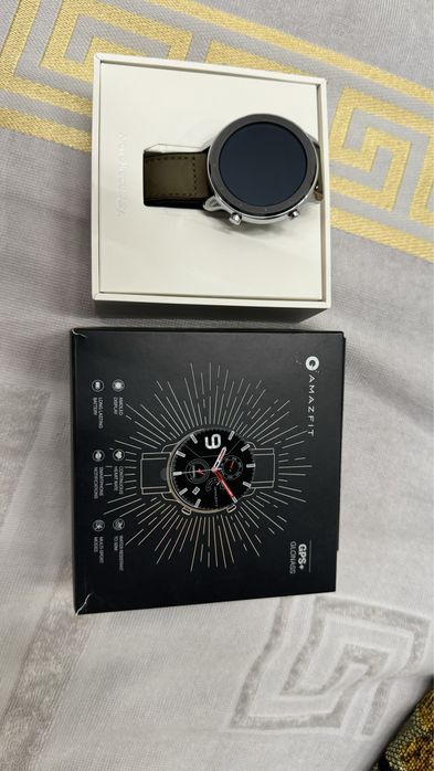 amazfit gtr смарт часы