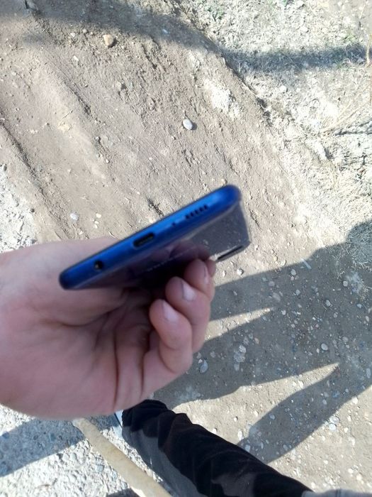 Samsung galaxy A21 S orqa kirishka almashgan 500 000 so'm bo'lishi