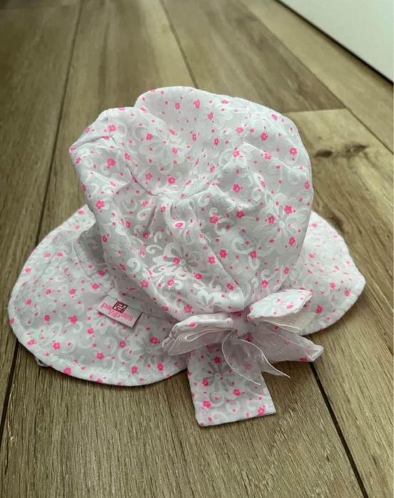 Scutece de apa bebe (6-9 kg) + palarie & ochelari soare + aqua shoes