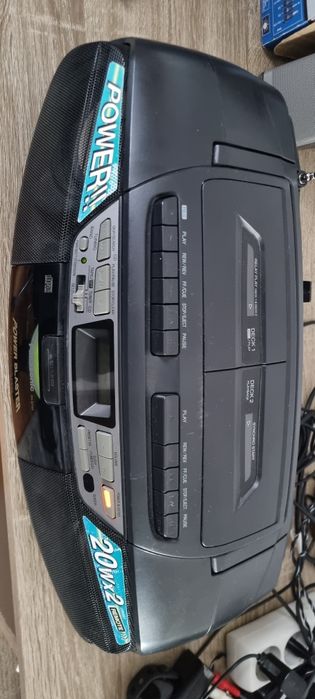 Boombox Panasonic RX DT37 si Sony CFD S01