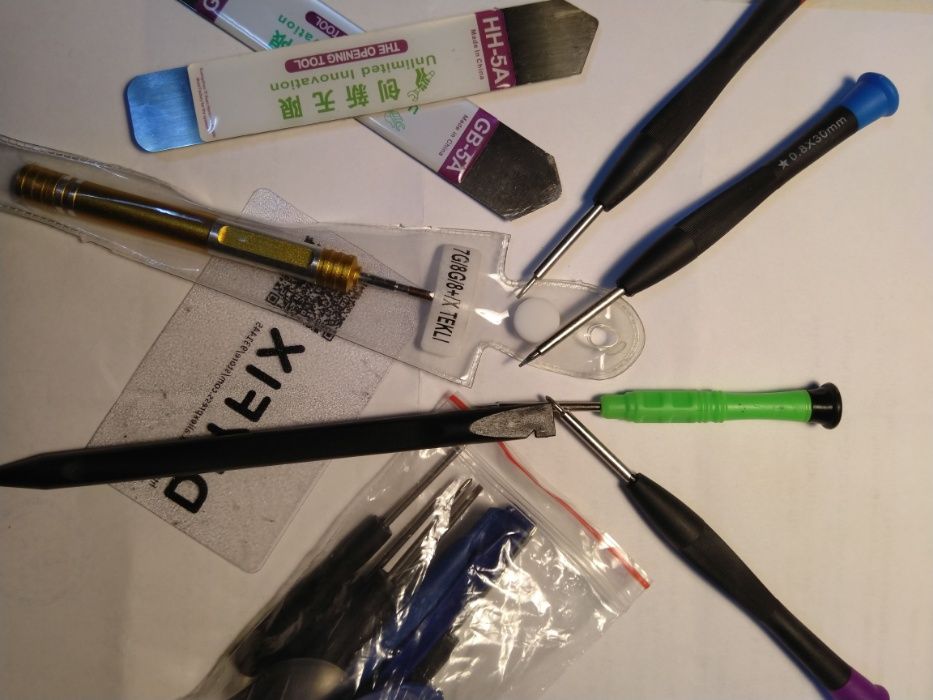 Инструменти и лепила за ремонт на GSM, таблети , телефони, лаптопи и д