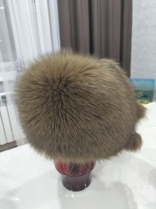 Продам шапку женскую