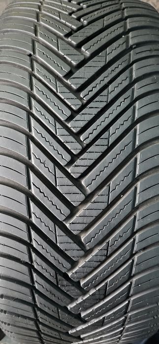 2 anvelope 235 35 19 hankook all season 2021 6,7mm