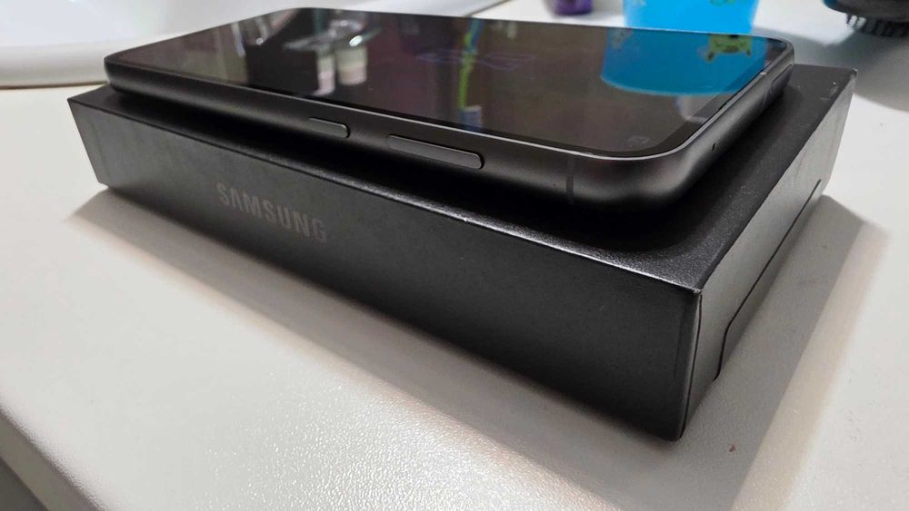 Samsung Galaxy S23 FE