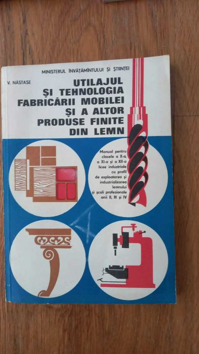 Carti tehnice constructii si prelucrarea lemnului-perioada comunista