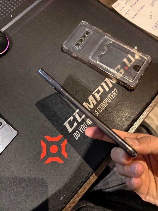 samasung s 10 +  8+128gb