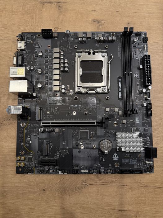 Материнская плата MSI PRO B840M-B