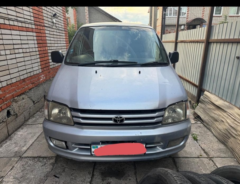 Продам автомобиль Toyota
